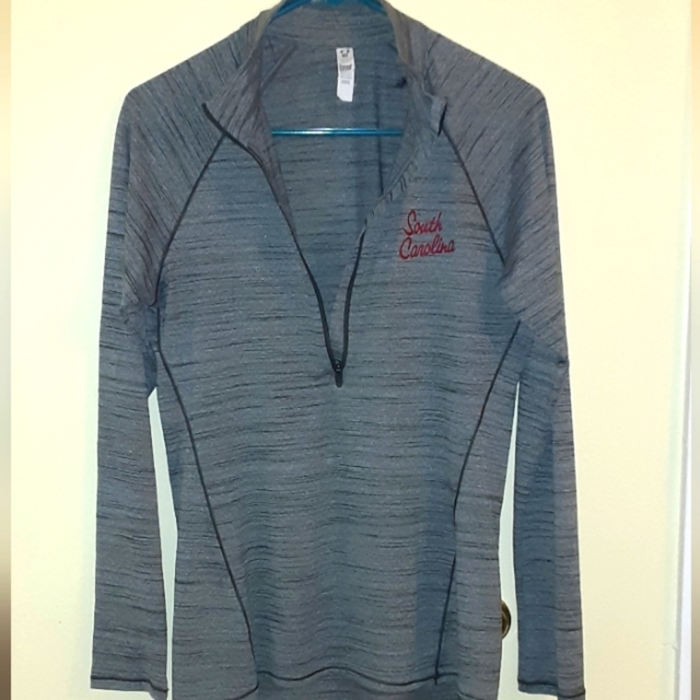 Light Weight Semi Fitted Pullover Jacket